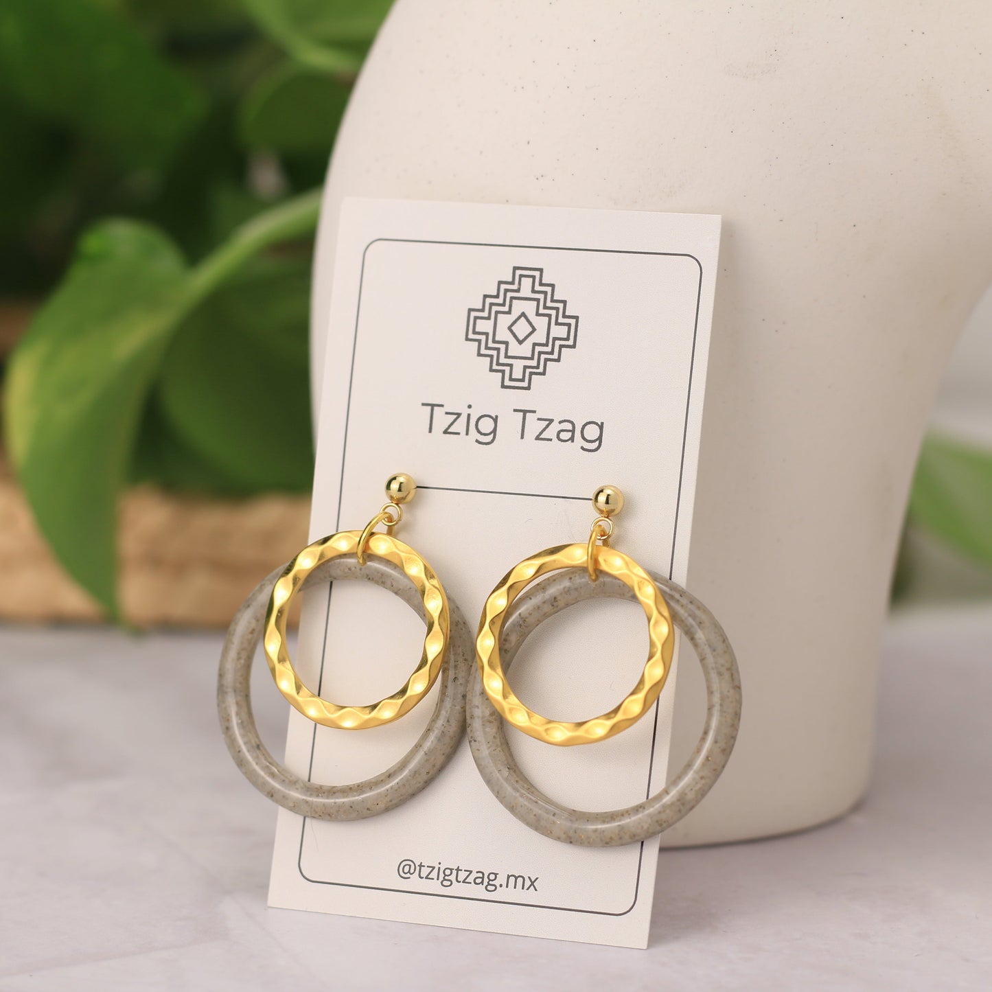 Aretes Eclipse