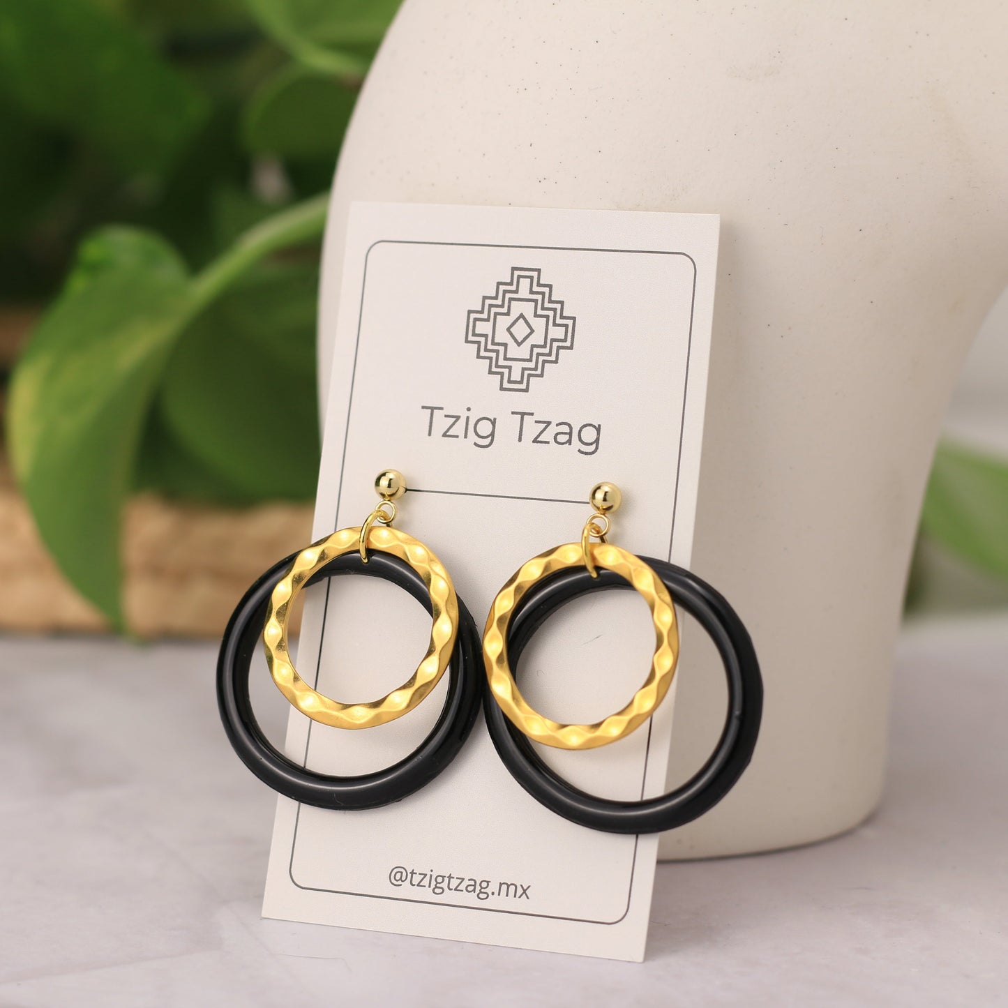 Aretes Eclipse