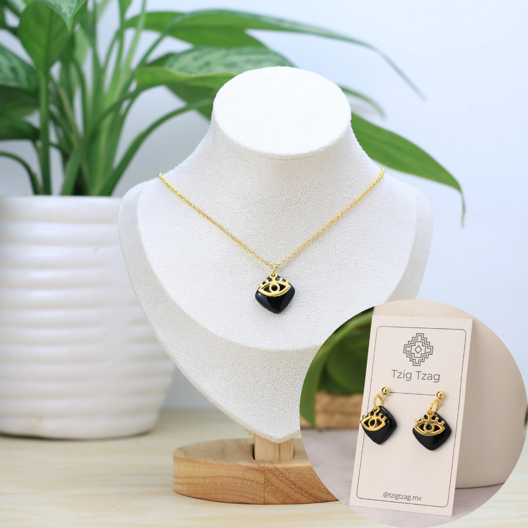 Collar Isis