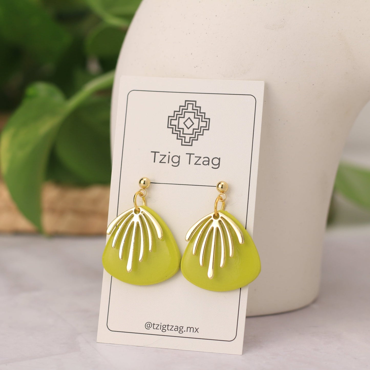Aretes Chaac - Tzig Tzag Joyería - color Verde