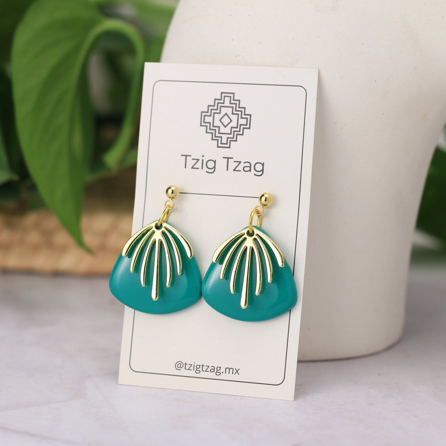 Aretes Chaac - Tzig Tzag Joyería - color Bosque