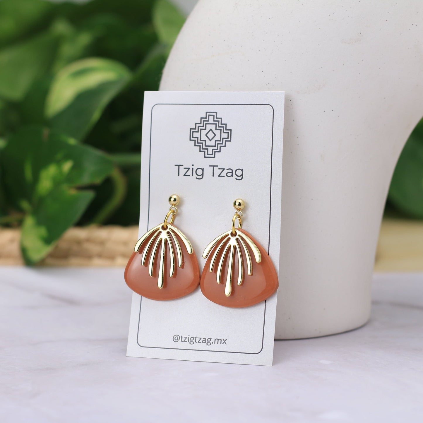 Aretes Chaac - Tzig Tzag Joyería - color Terracota