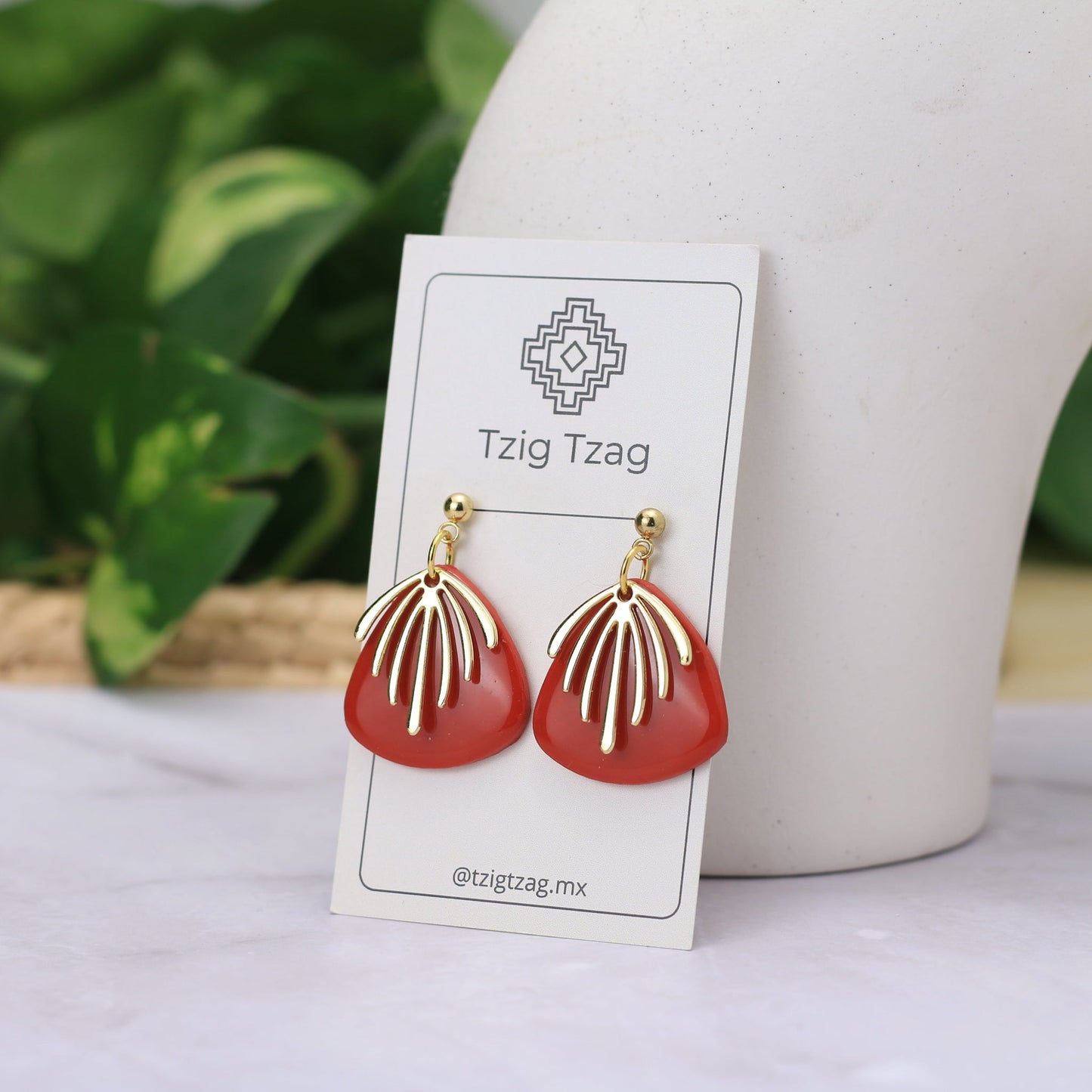 Aretes Chaac - Tzig Tzag Joyería - color Rojo Vivo