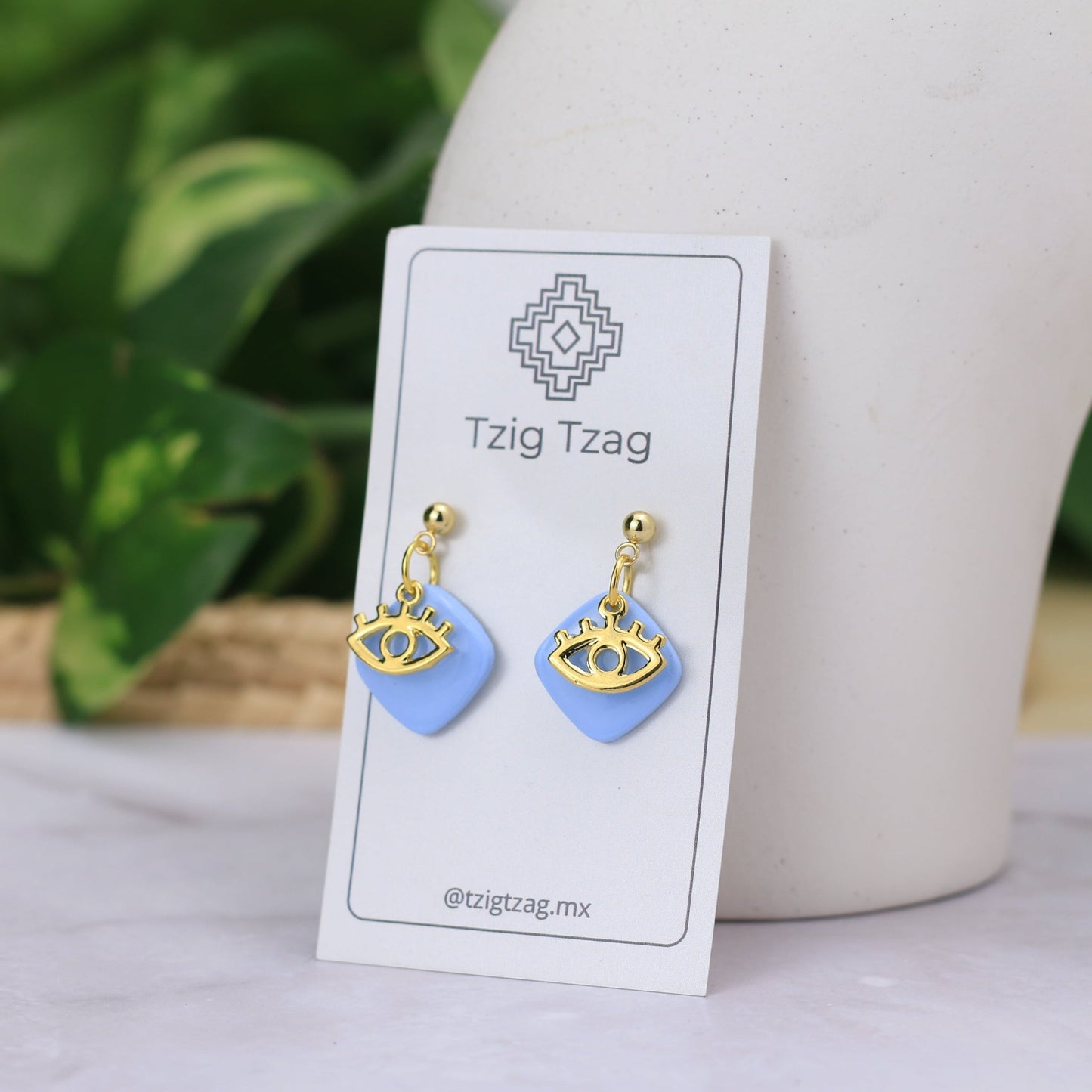 Aretes Isis - Tzig Tzag Joyería -Color Azul Cielo