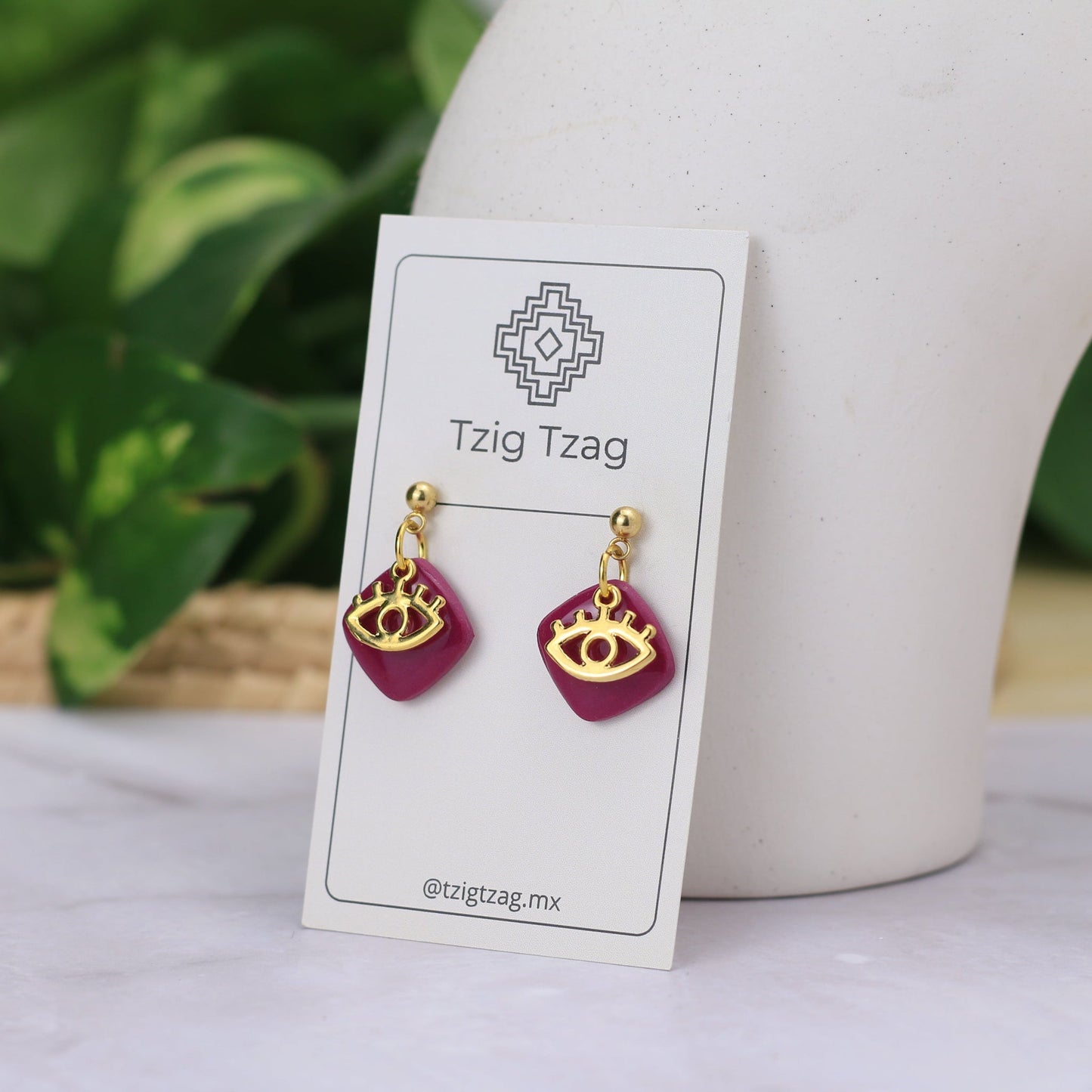 Aretes Isis - Tzig Tzag Joyería -Color Morado