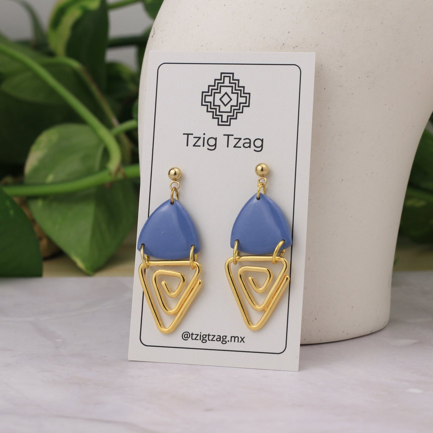 Aretes Jano Dorados - Tzig Tzag Joyería -Color Gris Azulado