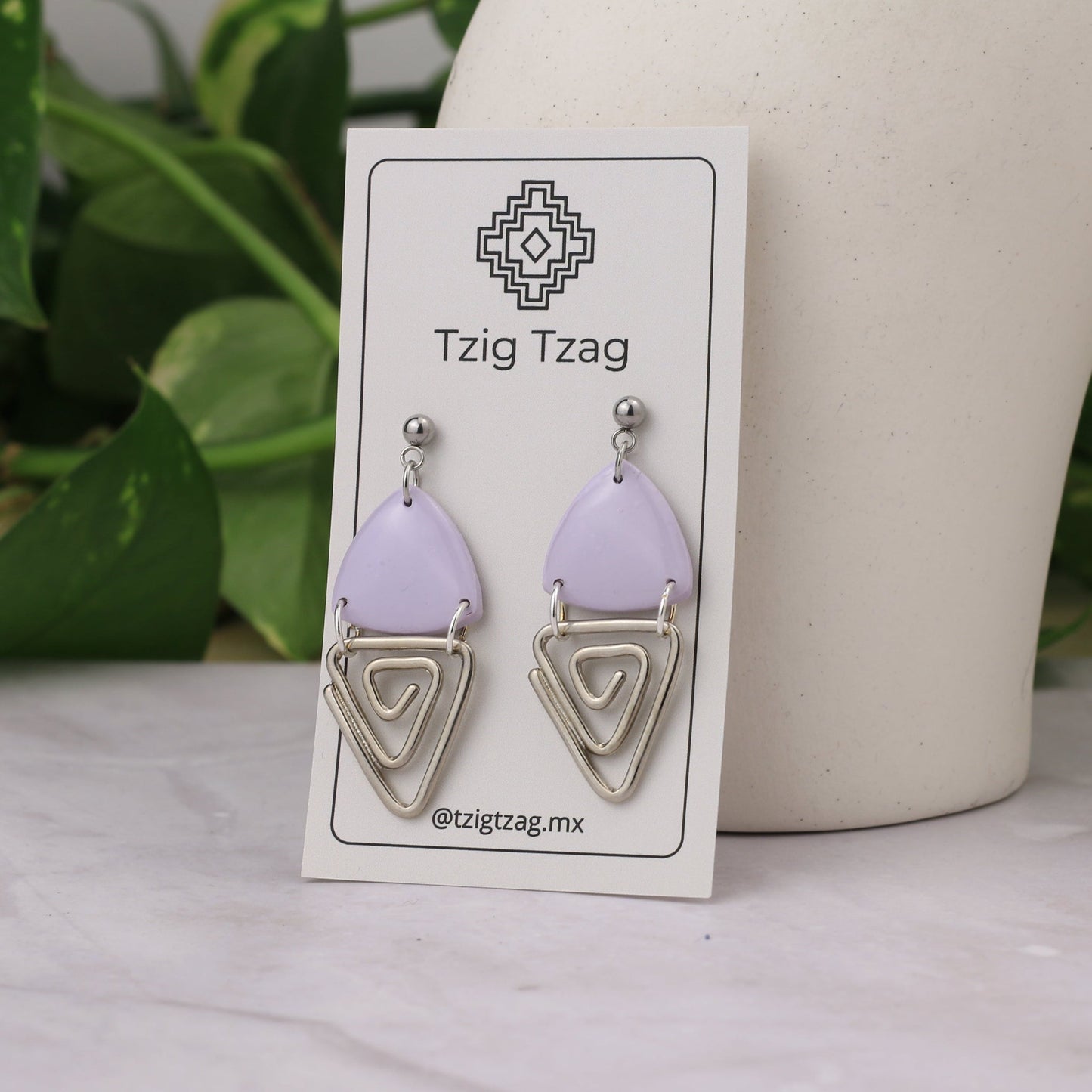 Aretes Jano Plateados - Tzig Tzag Joyería - Color Lavanda