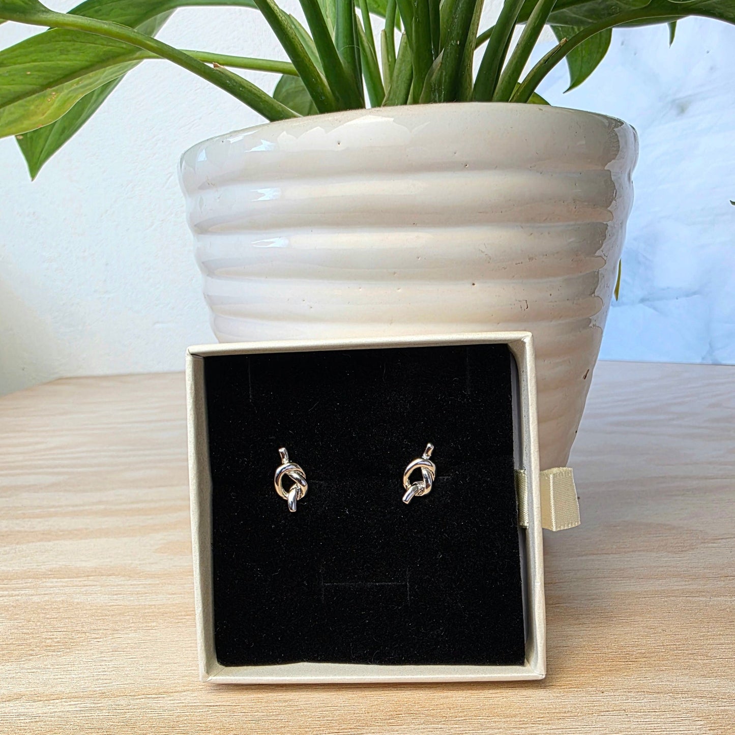 Aretes Nudo - Tzig Tzag Joyería