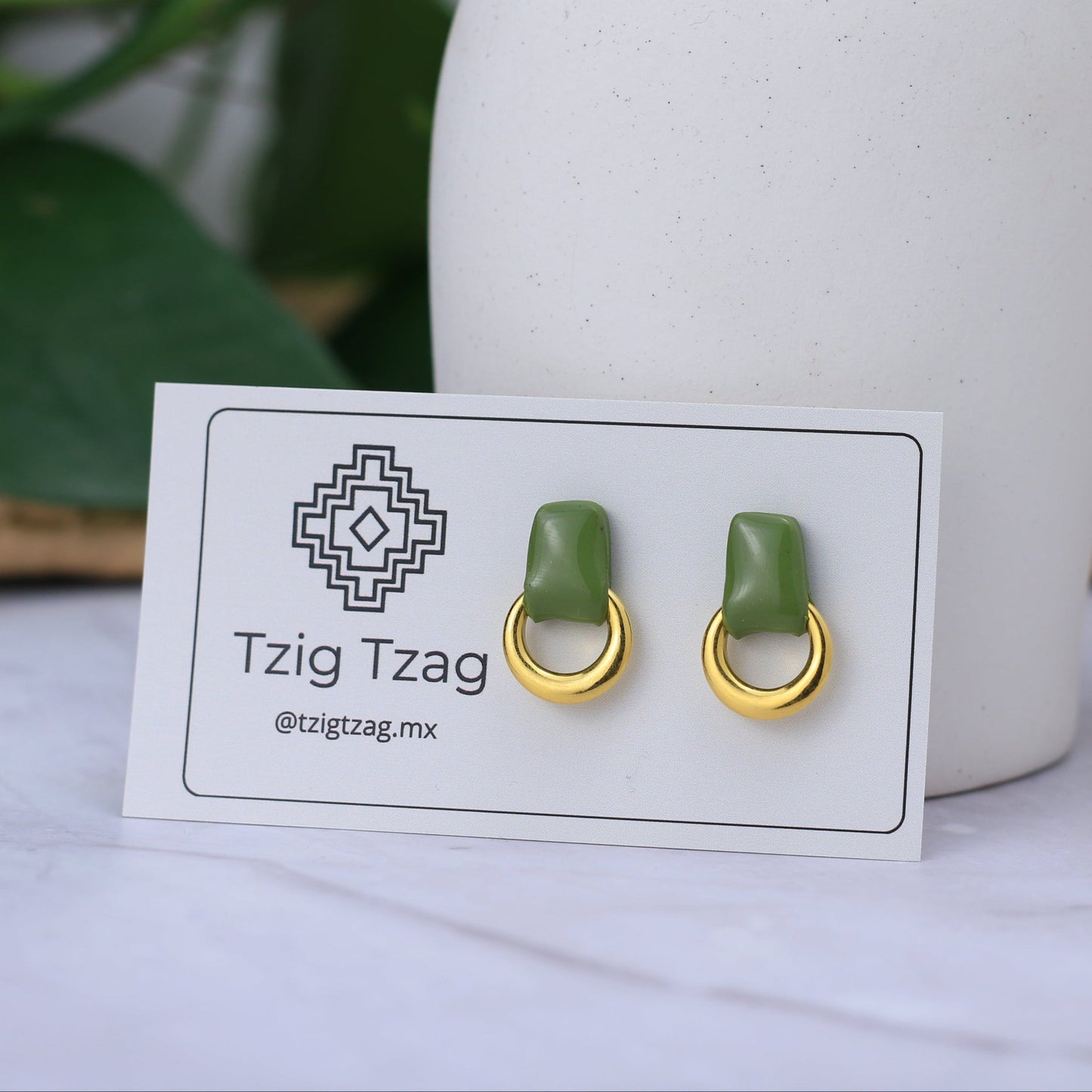 Aretes Soter Dorados - Tzig Tzag Joyería -Color Olivo
