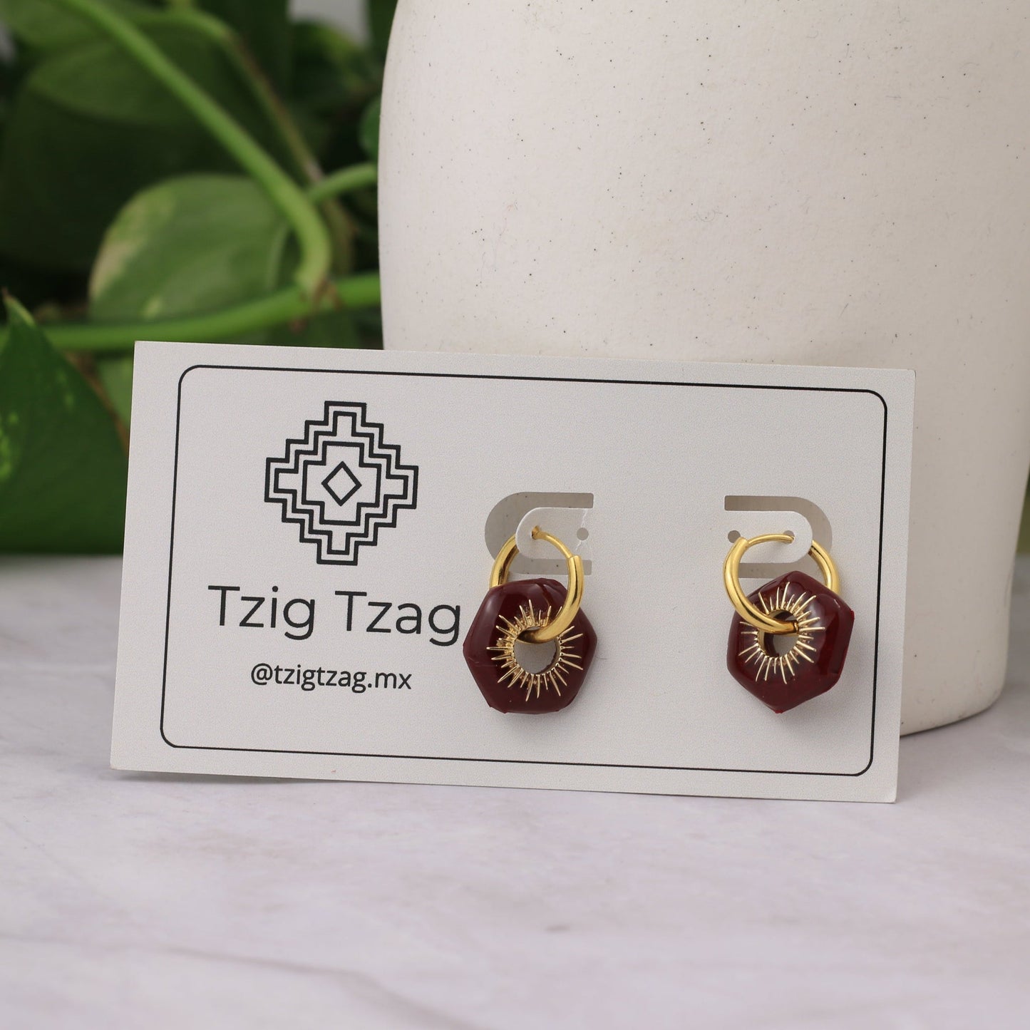 Arracada Apolo - Tzig Tzag Joyería -Color Vino