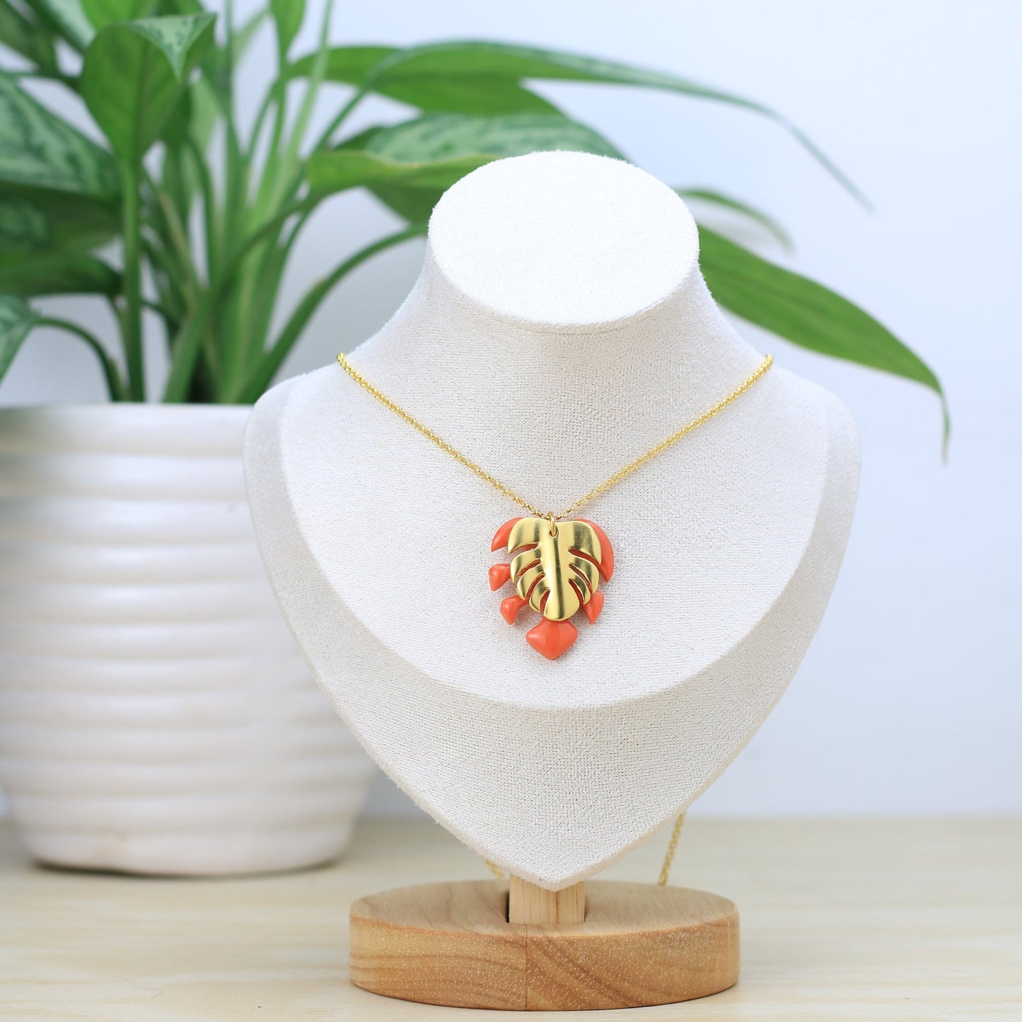 Collar Artemisa - Tzig Tzag Joyería - Color Naranja