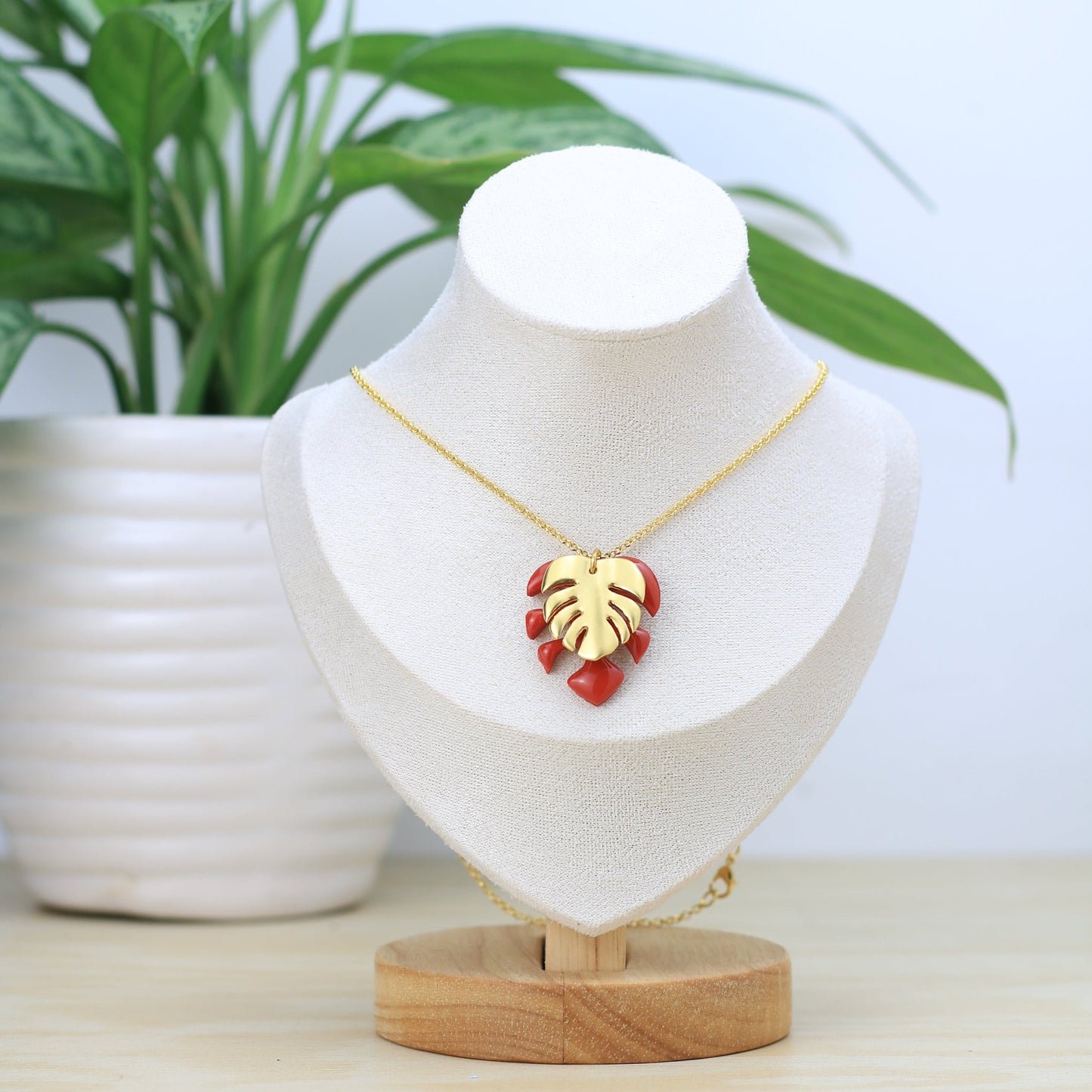 Collar Artemisa - Tzig Tzag Joyería - Color Rojo Vivo