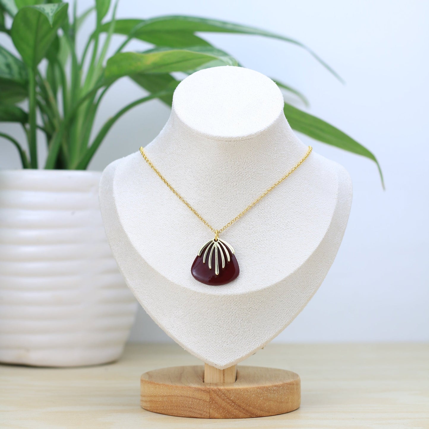 Collar Chaac - Tzig Tzag Joyería -Color Vino